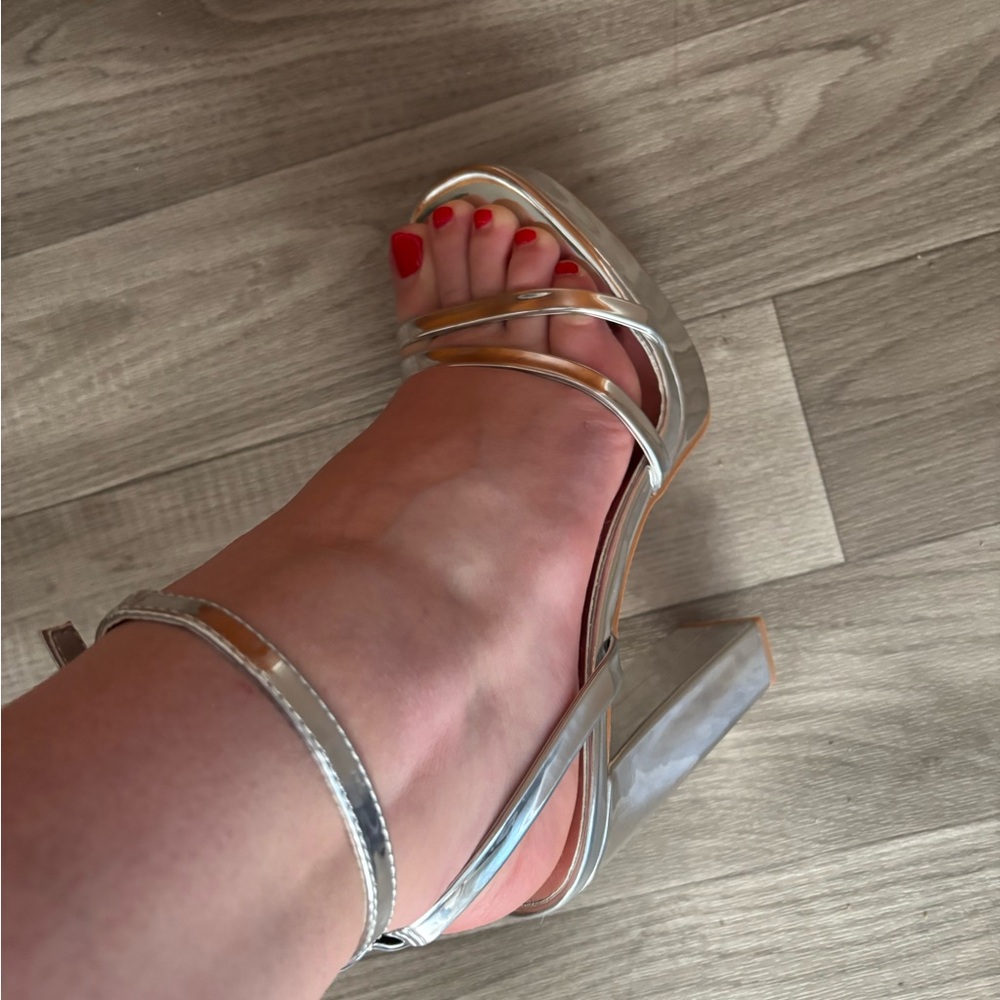 Silver Platform Heels - Picture 3 of 5